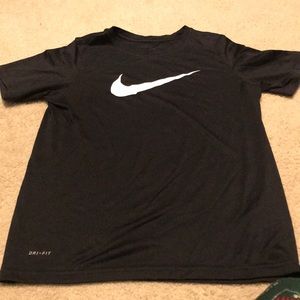 black and white nike shirt
